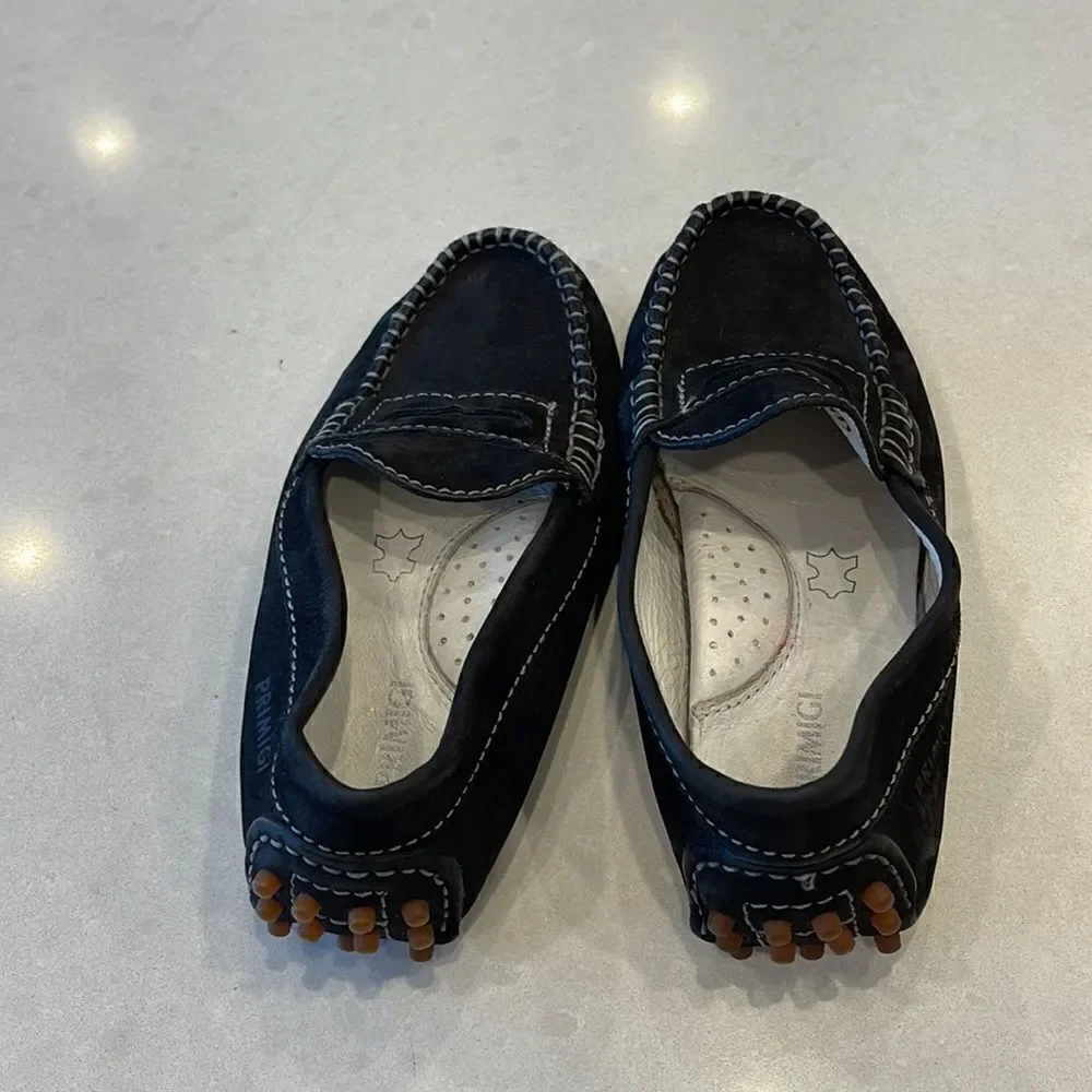 Primigi kids loafers super nice brand. Driving moccasins. Size 30.